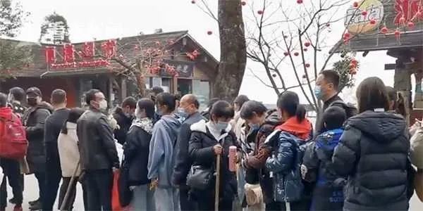 低风险地区可以摘口罩？答案来了